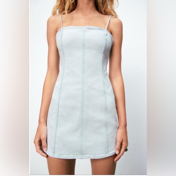 ZARA Denim Mini Dress Light Blue Spaghetti  Straps Side Zipper Size M - Picture 2 of 11